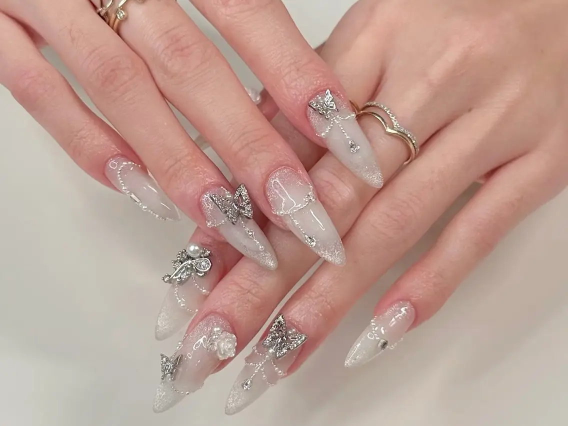ネイル アートネイル オーロラネイル チークネイル 長さ出し フットネイル ハンドネイル Blossom nail_研修のネイルデザイン