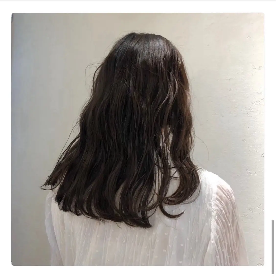 セミロング カラー ヘアカラー 村田 雛乃のヘアスタイル
