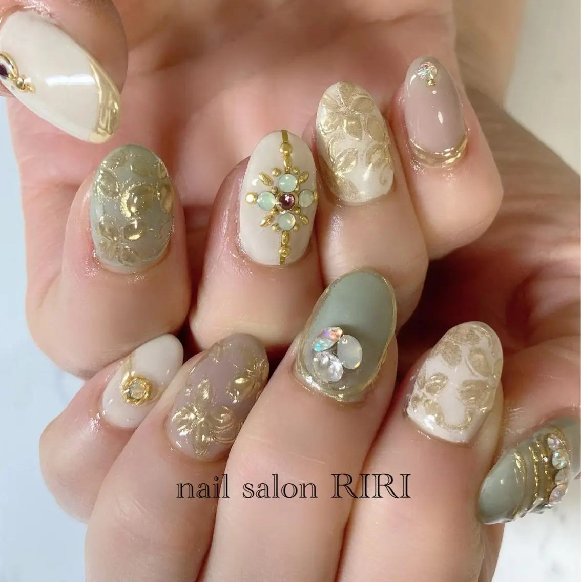 ネイル ニュアンスネイル RIRI リリのネイルデザイン