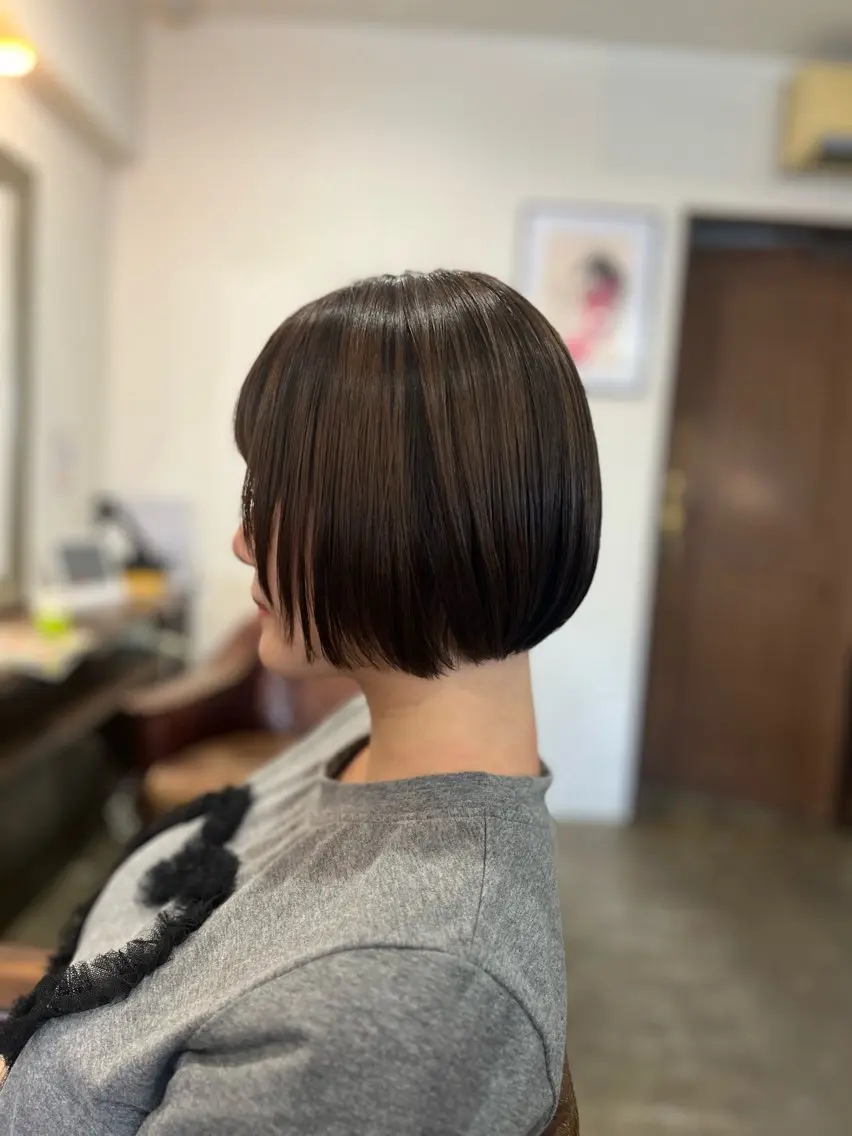 ミディアム ボブ 顔まわりレイヤー 顔周りカット レイヤーカット 🫧透明感カラー× レイヤー🫧HARUのヘアスタイル