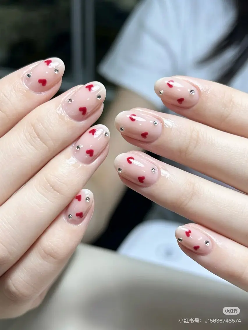 ネイル LOVE NAIL リリのネイルデザイン