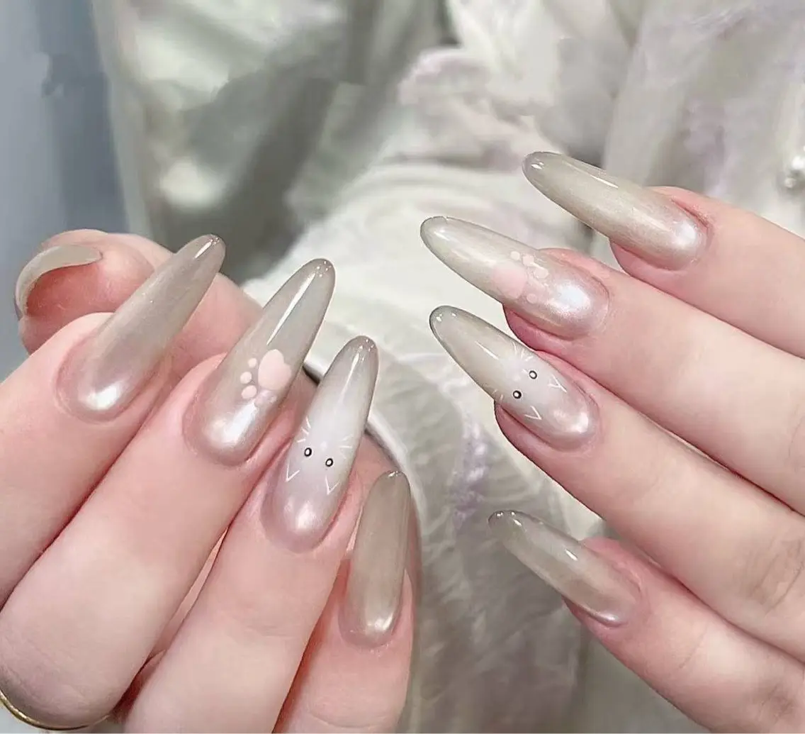 ネイル オーロラネイル フラワーネイル フットネイル フレンチネイル ジェルネイル ハンドネイル BabyYouMi nailのネイルデザイン
