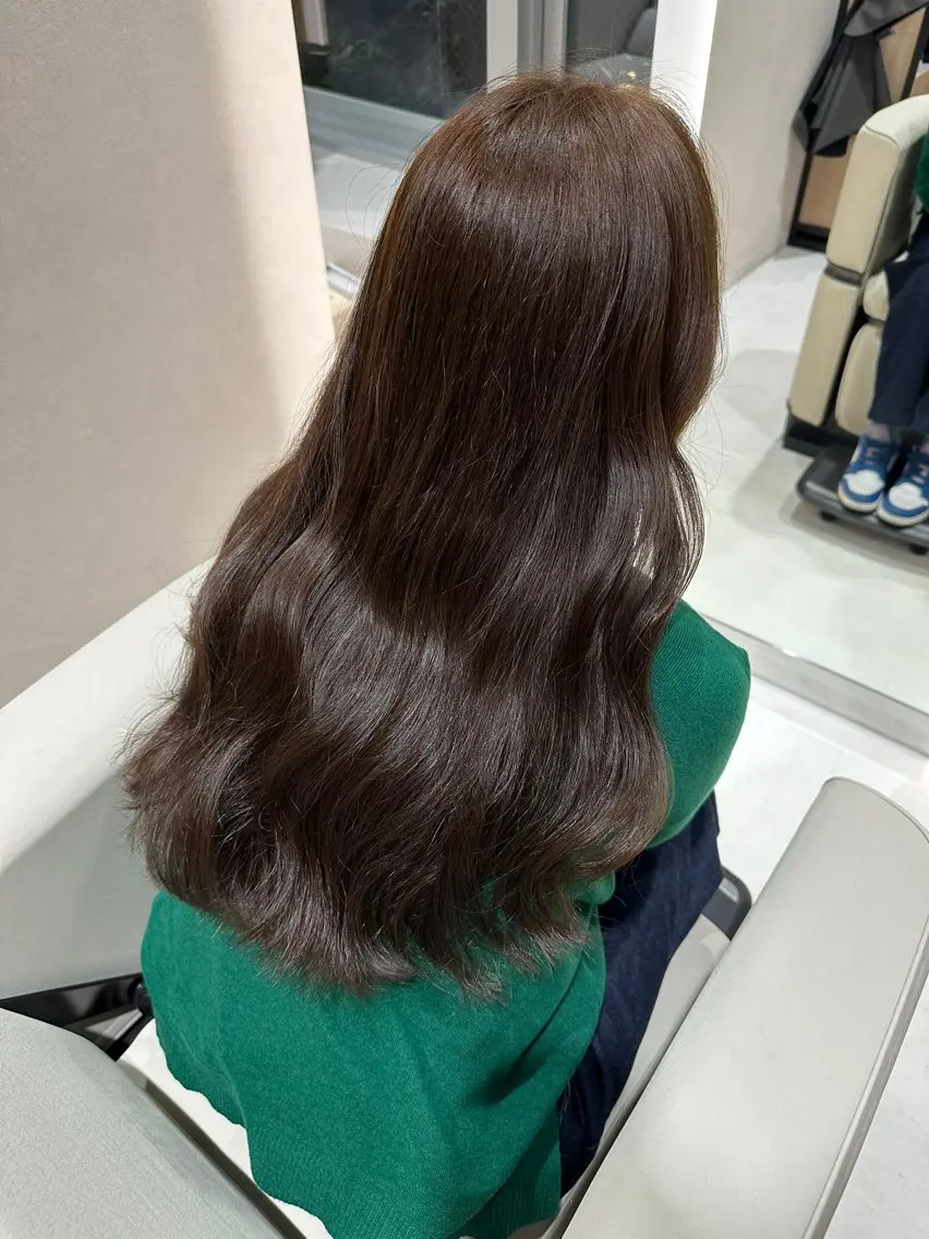 ロング カラー 顔周りカット レイヤーカット カット ヘアカラー レイヤー/艶カラー/ 前橋/渋川竜希のヘアスタイル