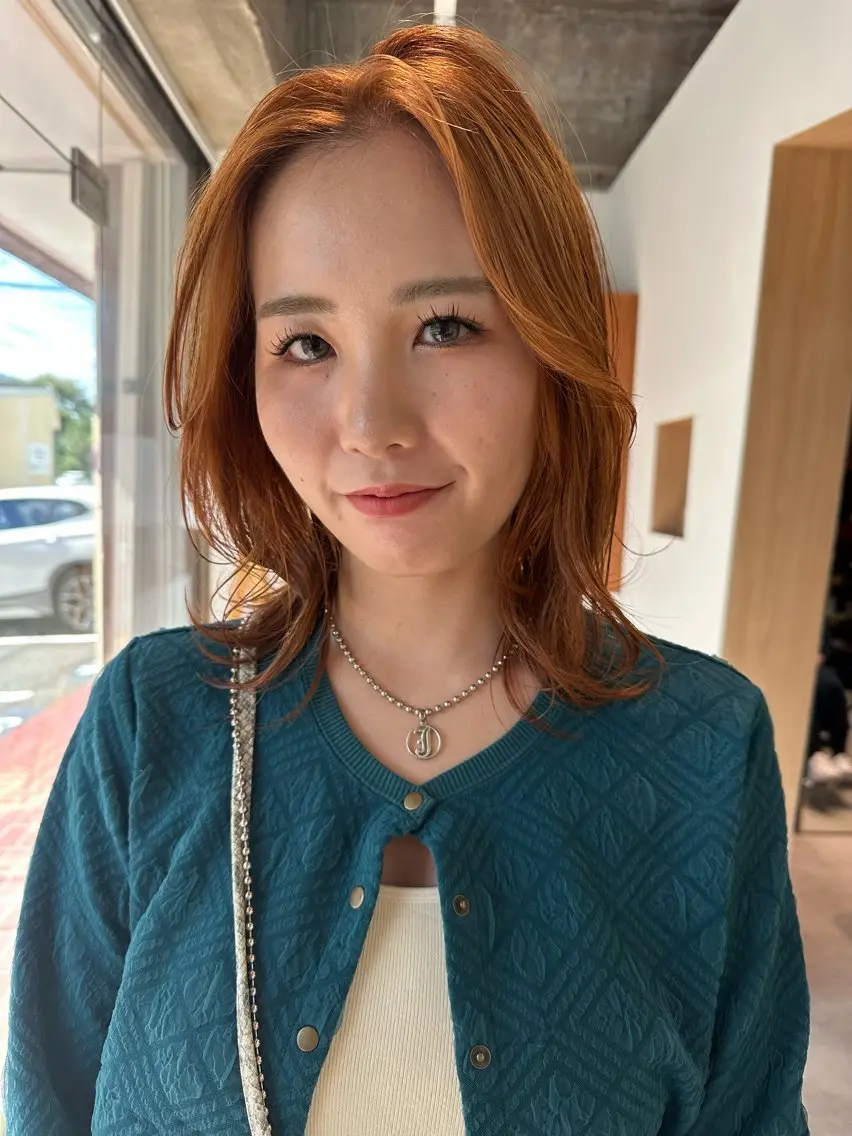 カット×ブリーチなしダブルカラー×5stepトリートメントの写真