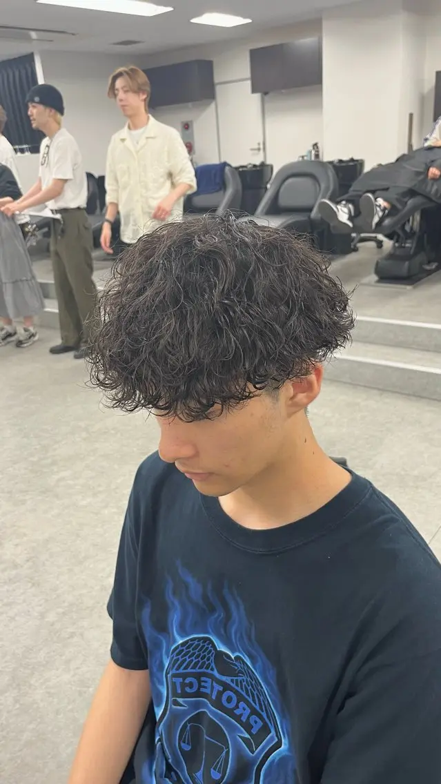 ショート カラー パーマ ヘアアレンジ メンズ キッズ メンズパーマ 波巻きパーマ カット パーマ トリートメント ヘアセット 🔥パーマ特化🔥 優馬のヘアスタイル