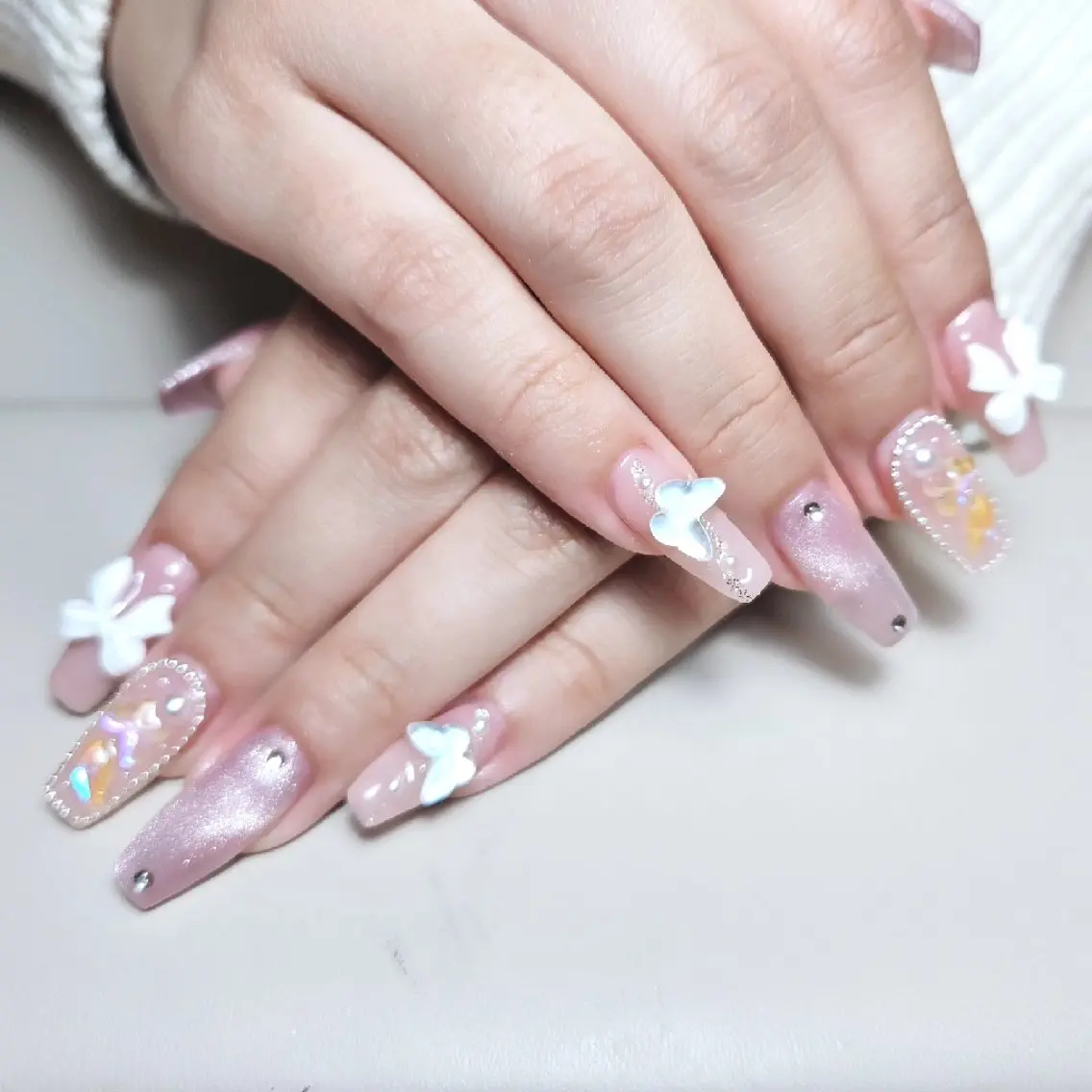 ネイル 🍭Yun nail hyejin🌸のネイルデザイン