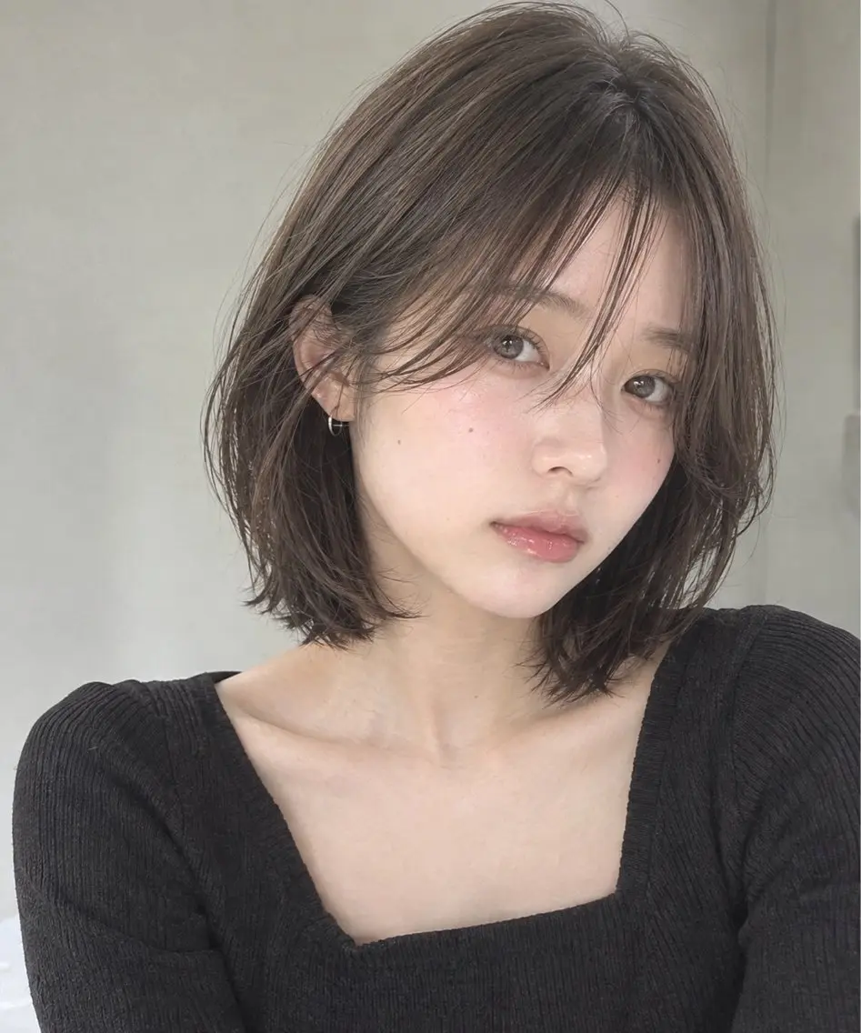 ショート カラー ヘアアレンジ カット ヘアカラー トリートメント ボブ/透明感ベージュ 🫧クルミ🌟のヘアスタイル