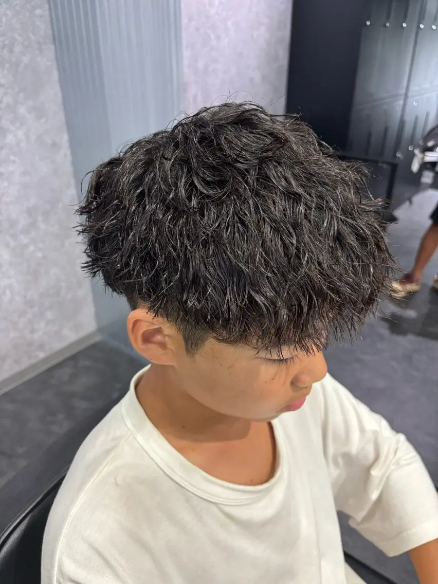 パーマ メンズ メンズパーマ ツイストスパイラルパーマ スパイラルパーマ カット パーマ 🔥メンズパーマ特化 高橋晴🔥のヘアスタイル