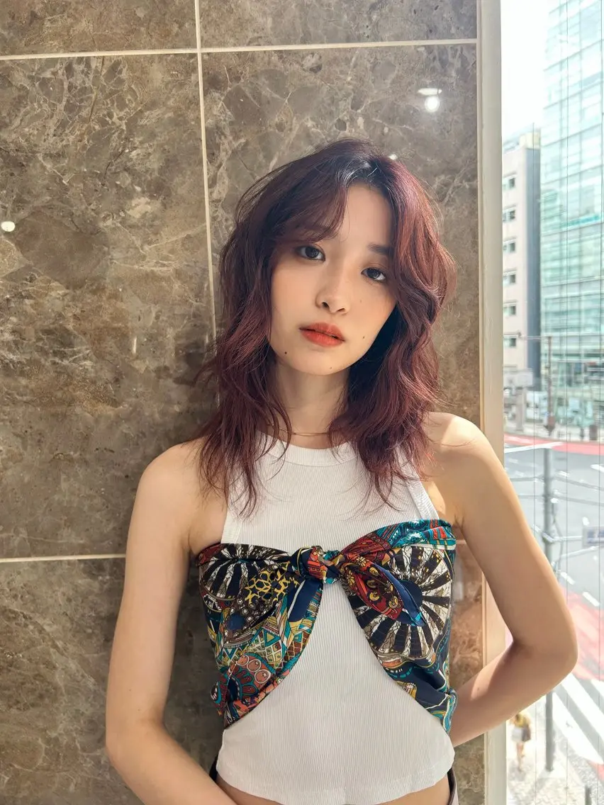セミロング カラー パーマ 透明感カラー/渋谷 chisaのヘアスタイル