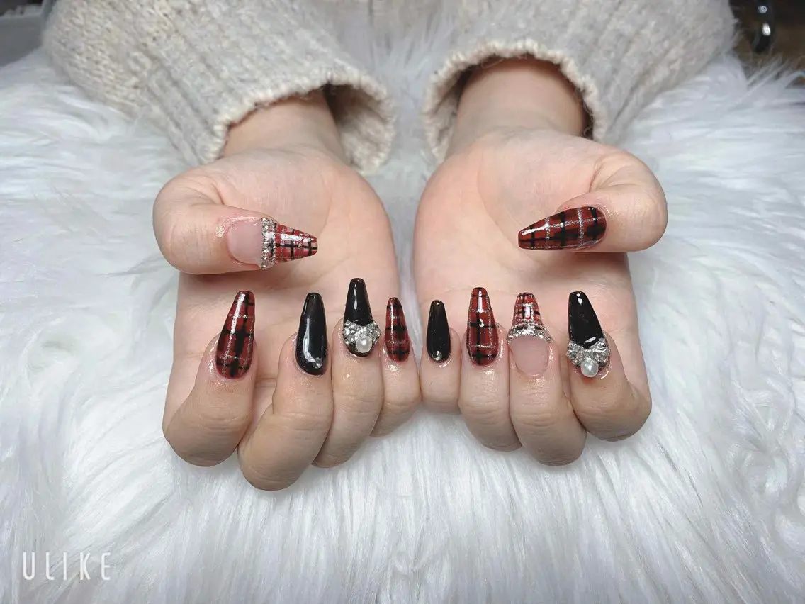 ネイル Queen Nail 柏店 クイーンネイルのネイルデザイン