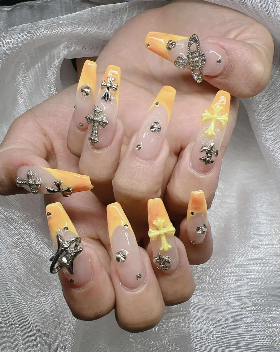 ネイル ハンドネイル Lee Nailsのネイルデザイン