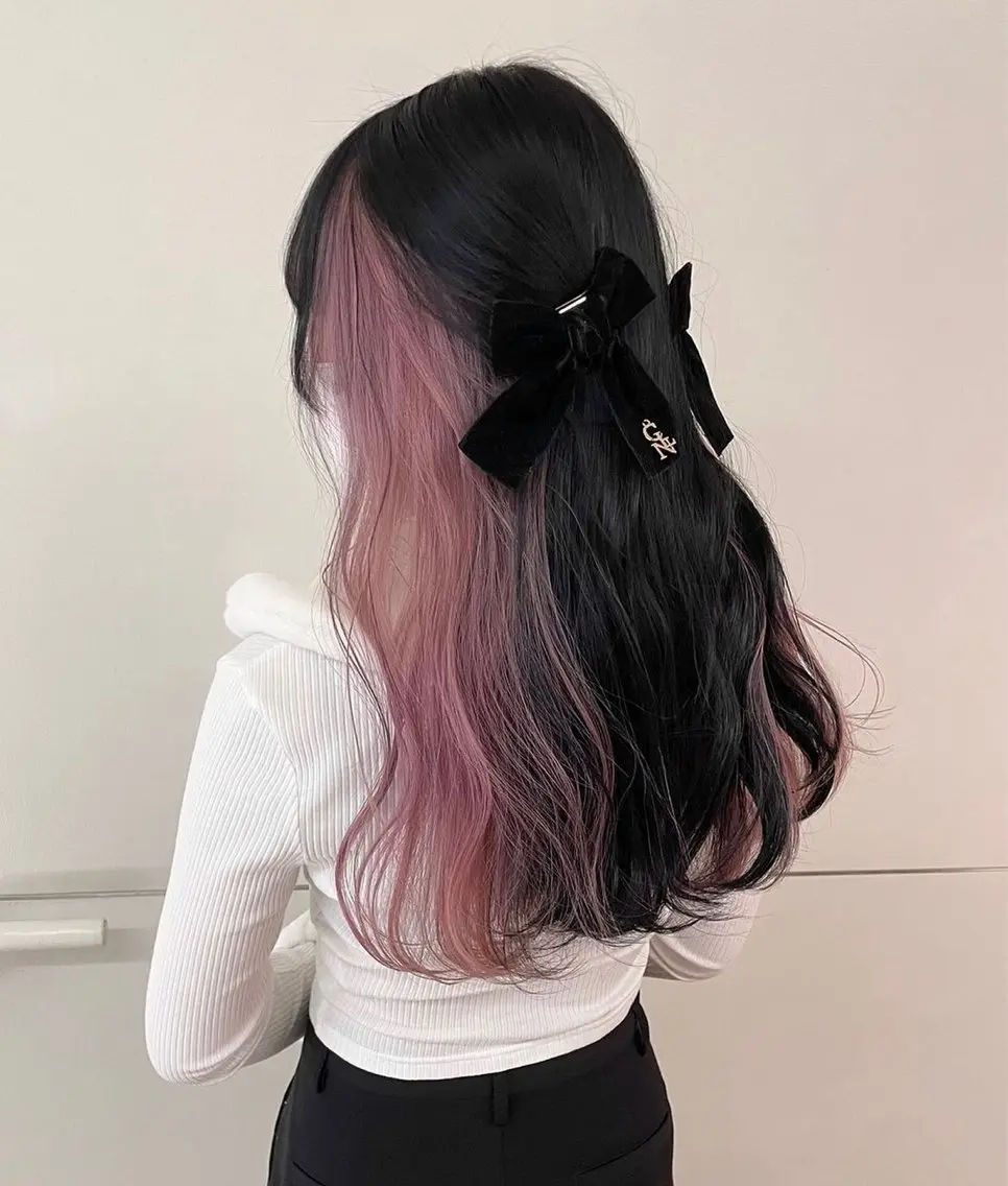 セミロング ヘアカラー トリートメント 河西 彩香/ブリーチカラーのヘアスタイル