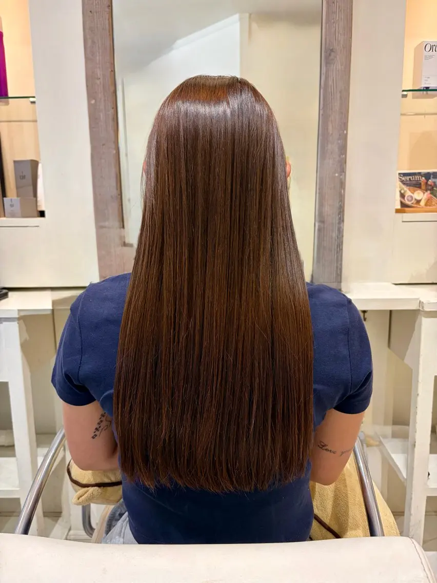 ロング カット 縮毛矯正 トリートメント NICCOLO室見 Erinaのヘアスタイル