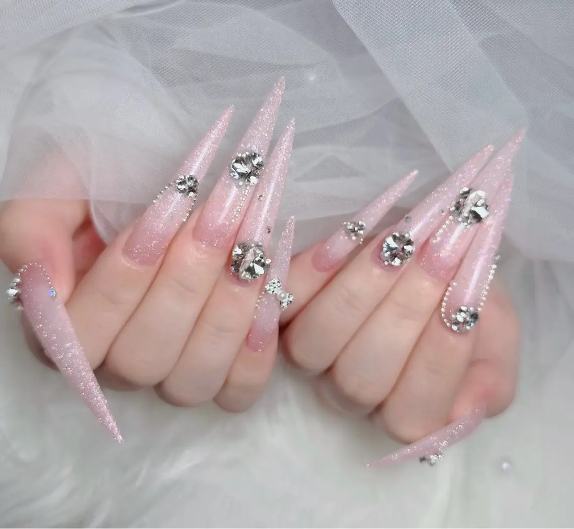 ネイル チークネイル 長さ出し フラッシュネイル フレンチネイル グラデーション ハンドネイル Lenie Nail Salonのネイルデザイン