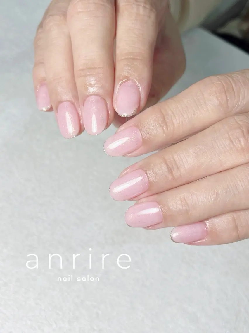 ネイル ジェルネイル グラデーション キラキラネイル ラメ(グリッター) オフィスネイル nailsalon anrireのネイルデザイン
