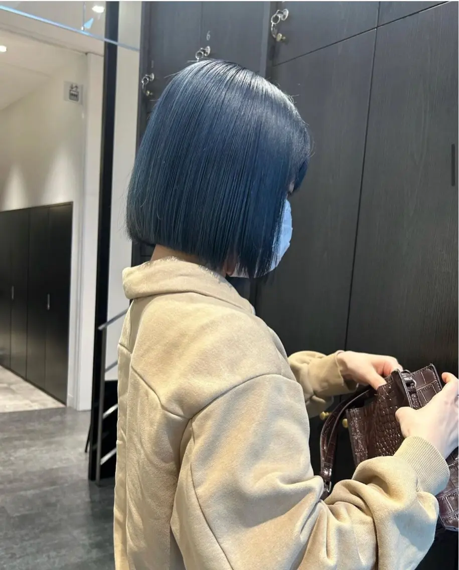 ミディアム カラー パーマ ヘアアレンジ ブルーカラー ネイビーカラー ボブ カット ヘアカラー トリートメント stylist 🌸 kana.のヘアスタイル