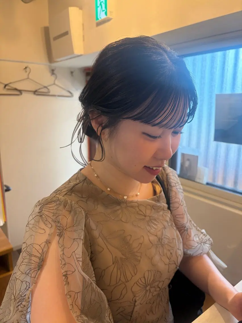 セミロング ヘアセット みやけ ひなのヘアスタイル