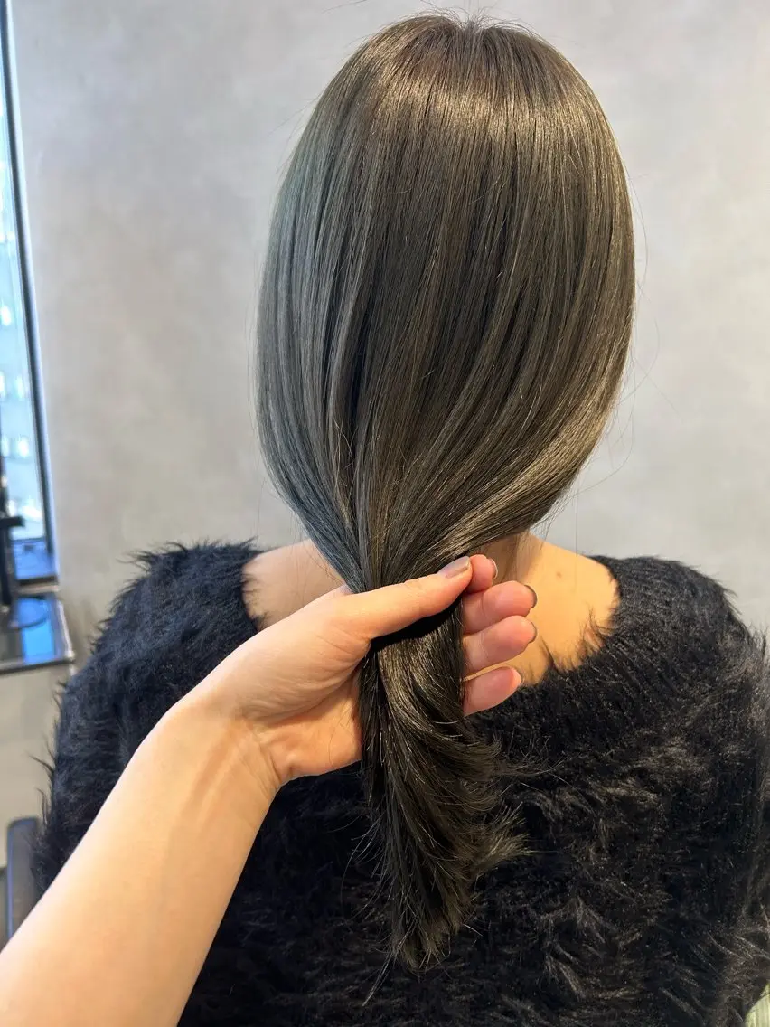 ミディアム カラー Hatsune 🐯レイヤーカットのヘアスタイル