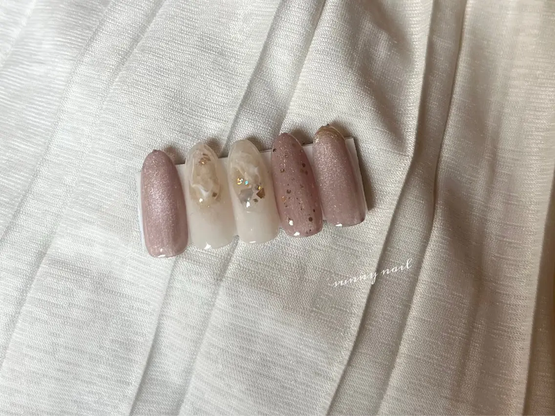 ネイル ジェルネイル マグネットネイル ニュアンスネイル パラジェル ぷっくりネイル sunny nailのネイルデザイン
