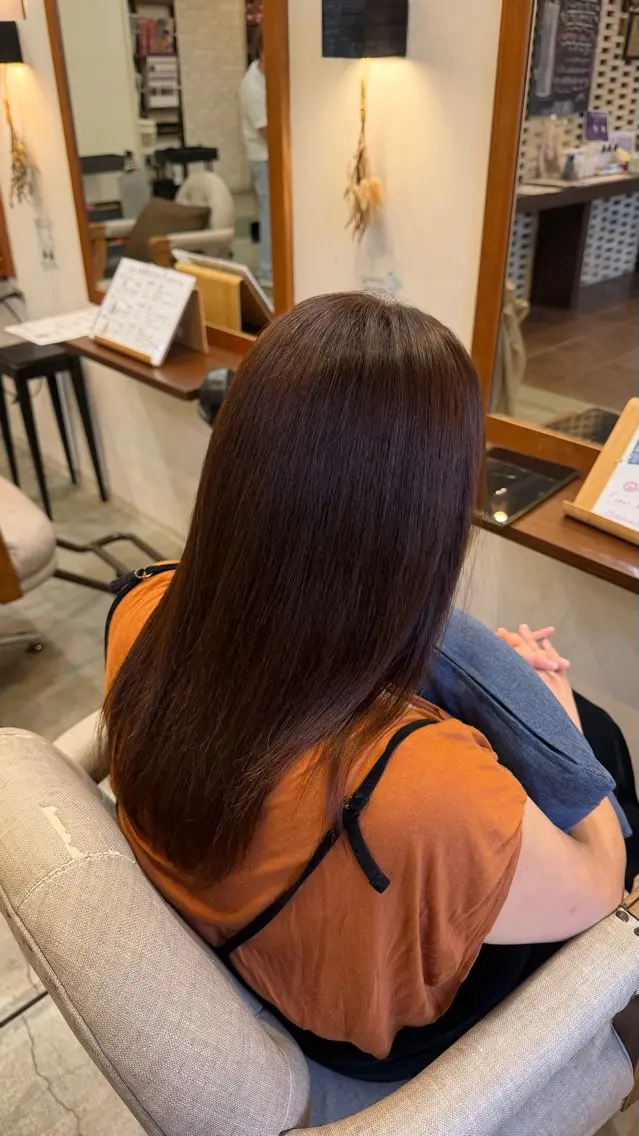 ミディアム カラー ブラウンカラー ヘアカラー トリートメント 小林 美羽のヘアスタイル