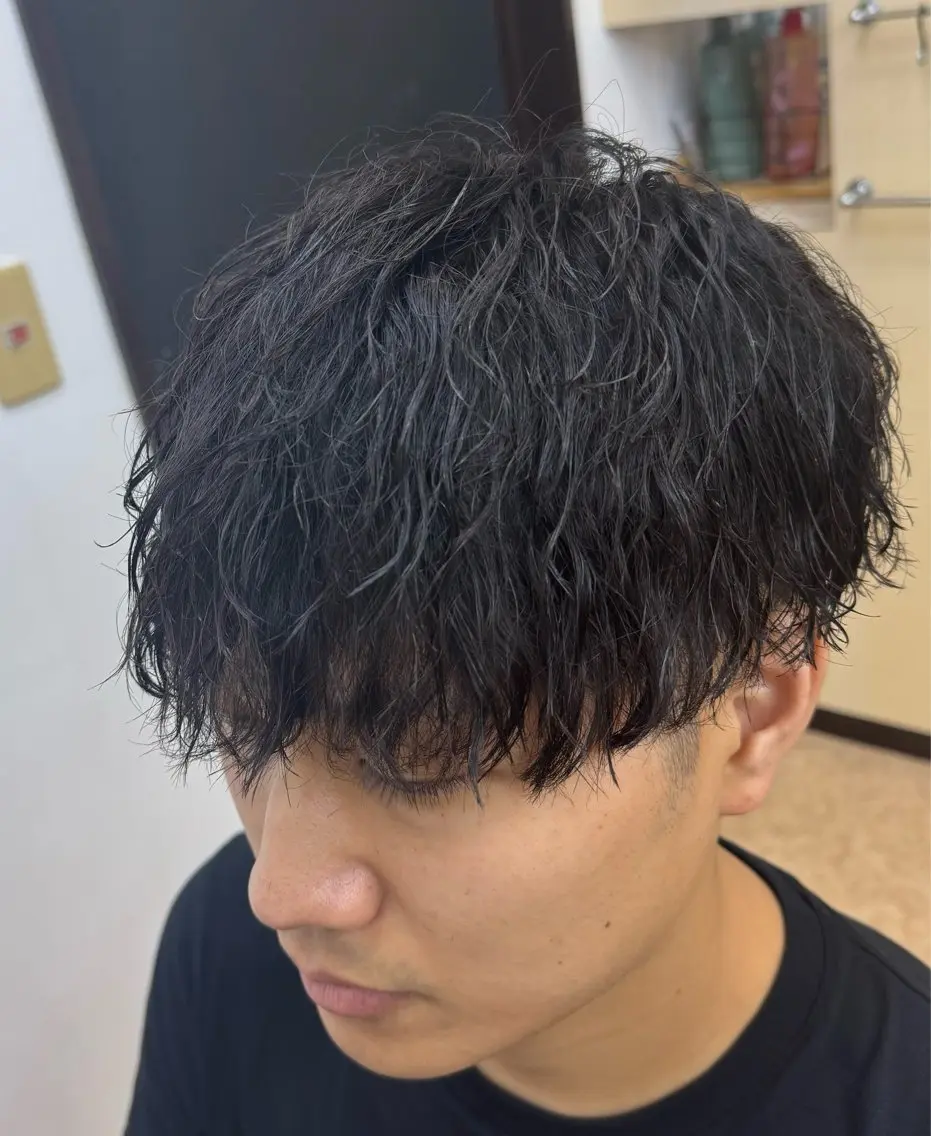 ミディアム メンズ カット パーマ 焼津メンズパーマ特化 大石雄生のヘアスタイル