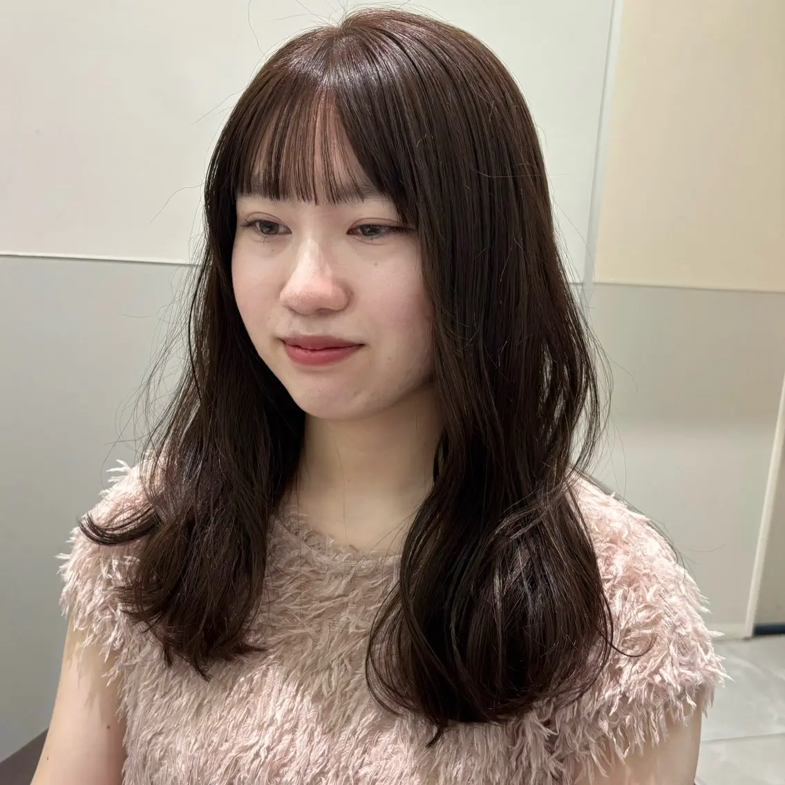 セミロング カット ヘアカラー トリートメント 盛れる透明感カラー momokaのヘアスタイル
