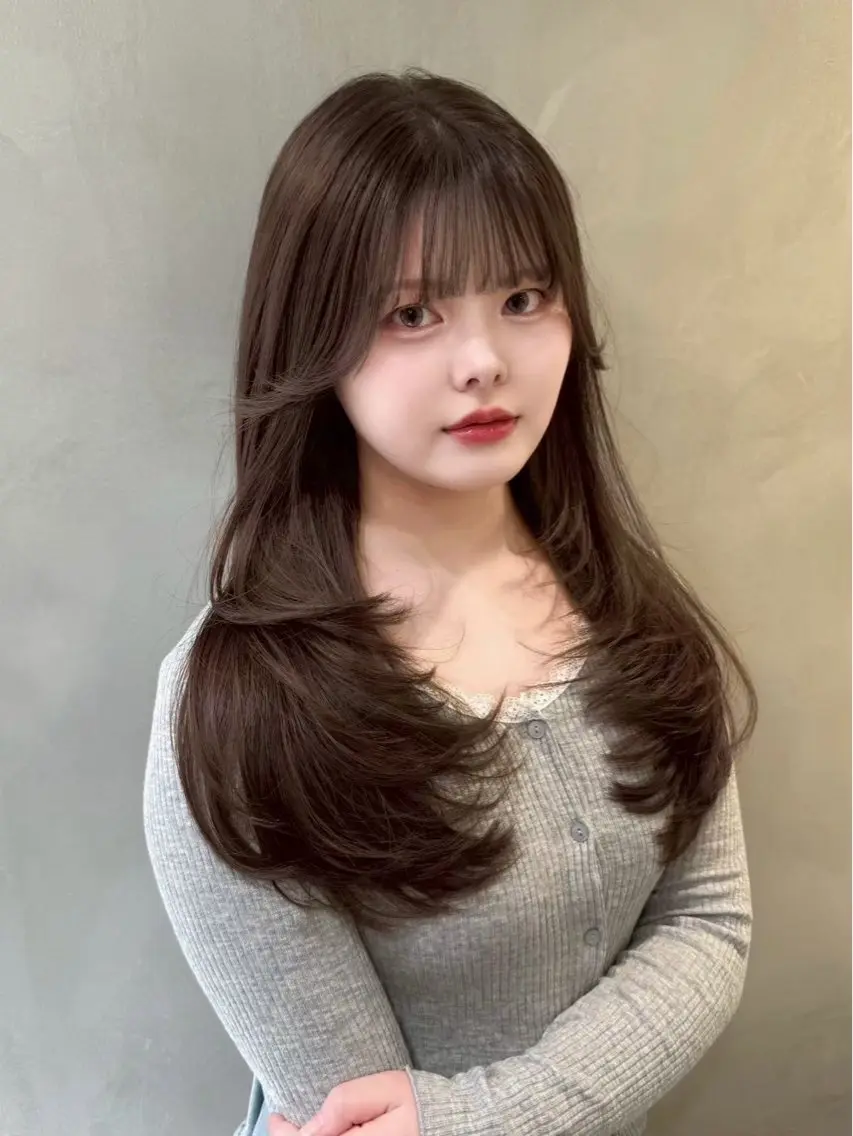 カラー YUI  透明感🌱 グレージュ🌿‬浦和のヘアスタイル