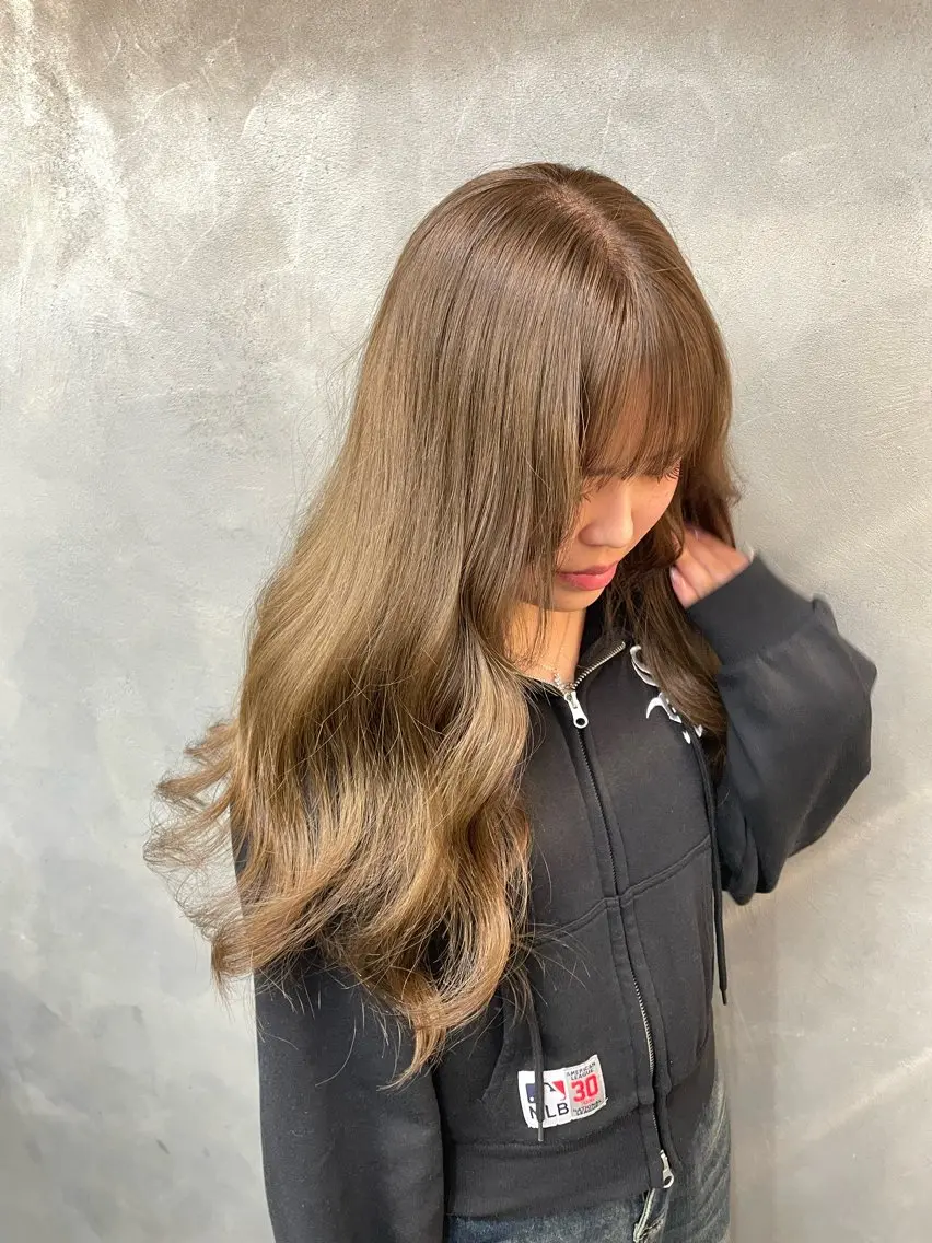 ロング カラー ベージュカラー ダブルカラー ヘアカラー エクステ/コーンロウ KURUMI⛓️🔥のヘアスタイル