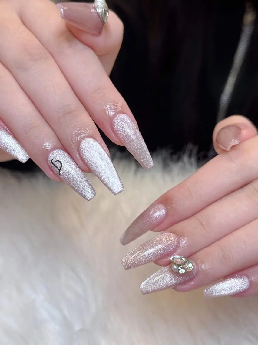 ネイル アートネイル ジェルネイル マグネットネイル ネイルチップ ハンドネイル Jenn Nail Shinokuboのネイルデザイン