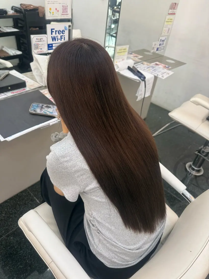ロング ヘアカラー 透明感カラー💎 岩崎美優のヘアスタイル