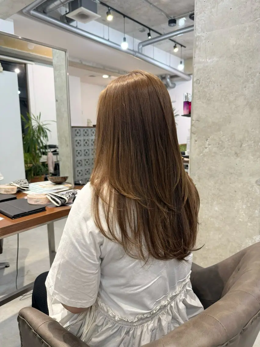 ロング カラー カット ヘアカラー カイリ /レイヤーカットのヘアスタイル