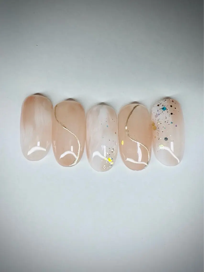 ネイル H2 nail schoolのネイルデザイン