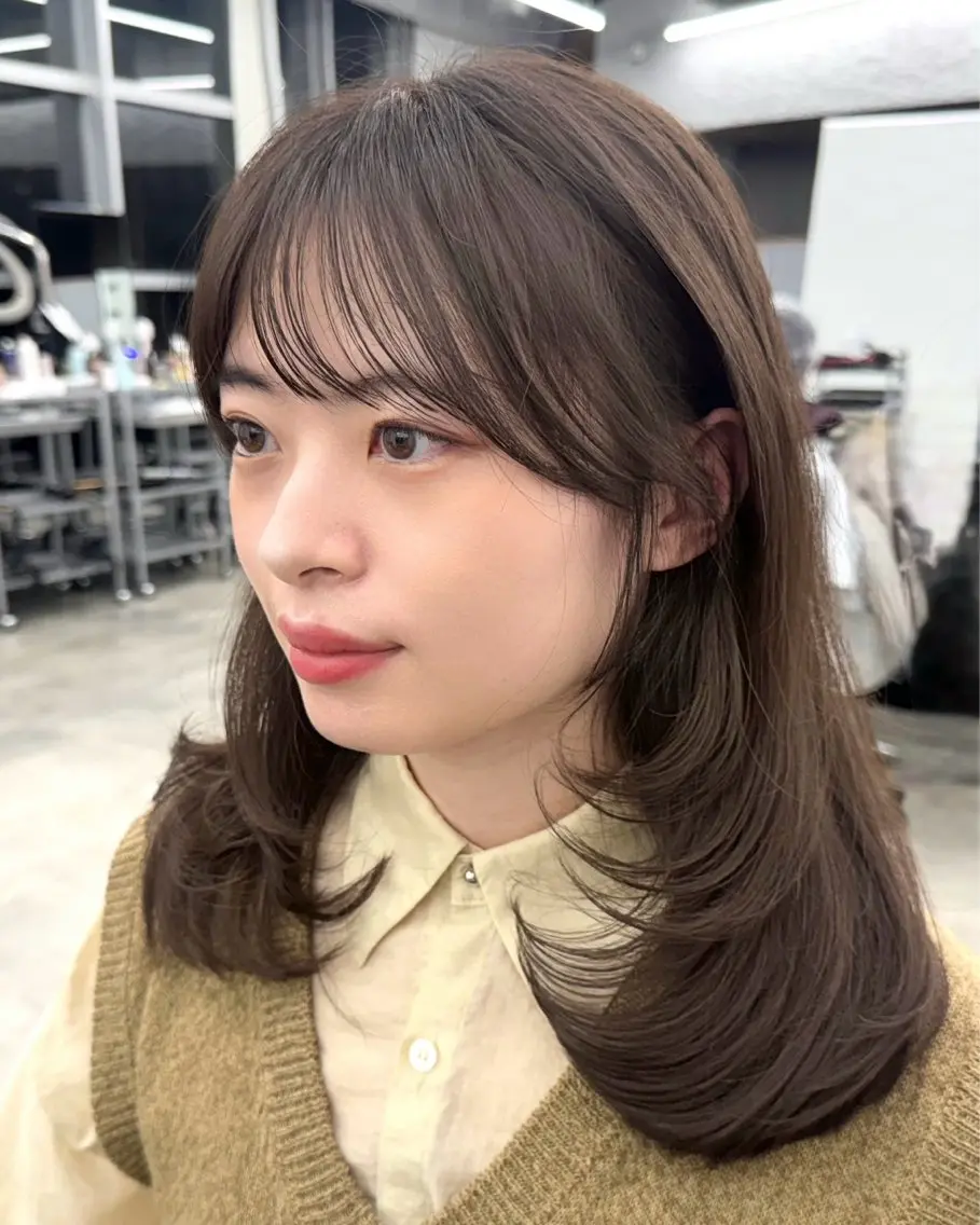 ミディアム カラー ベージュカラー 透明感カラー 顔周りカット 似合わせカット レイヤー🩰髪質改善 /透明感/kanaのヘアスタイル