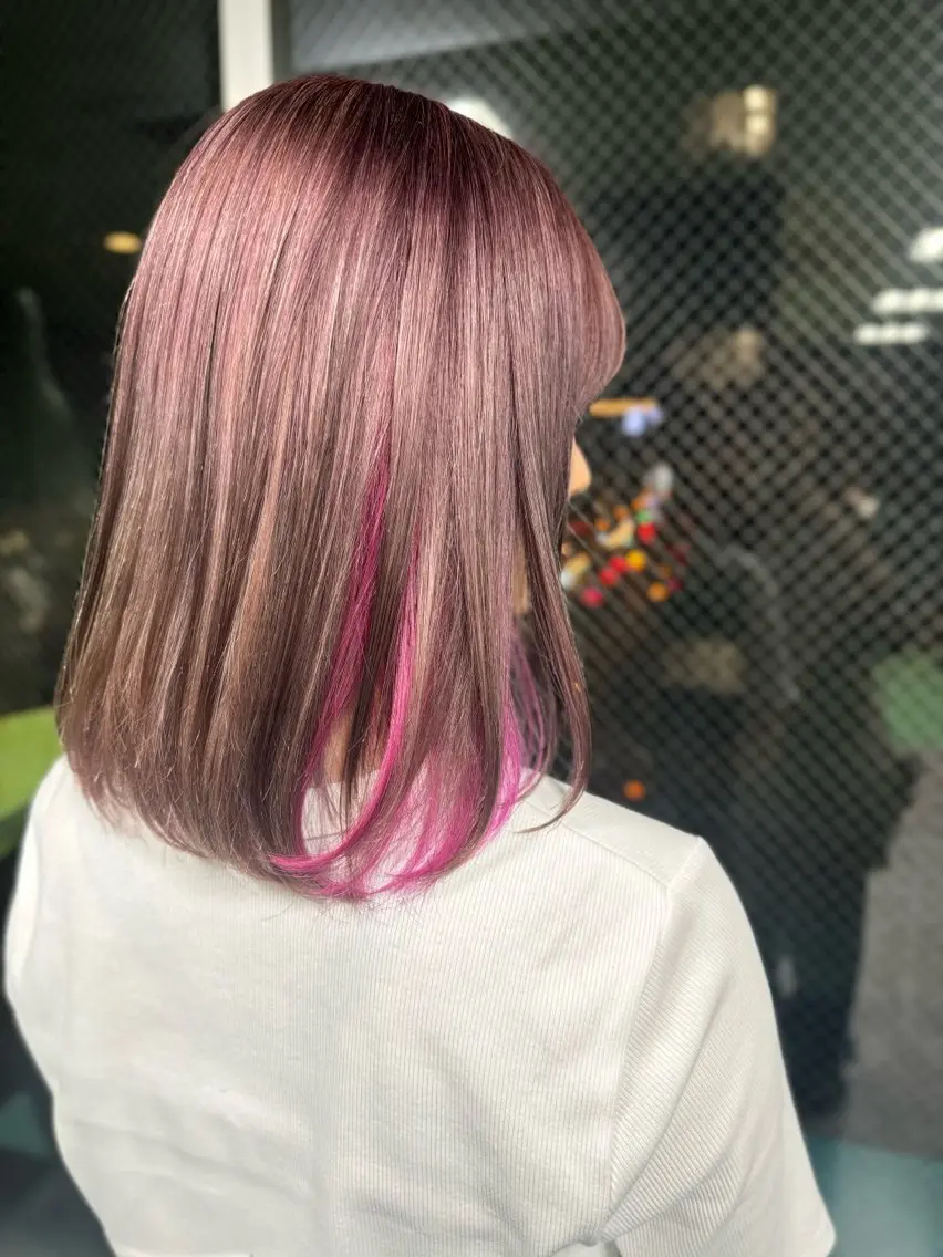 ミディアム カラー ベージュカラー ピンクカラー ピンクベージュ ヘアカラー Viage （ビアージュ）のヘアスタイル