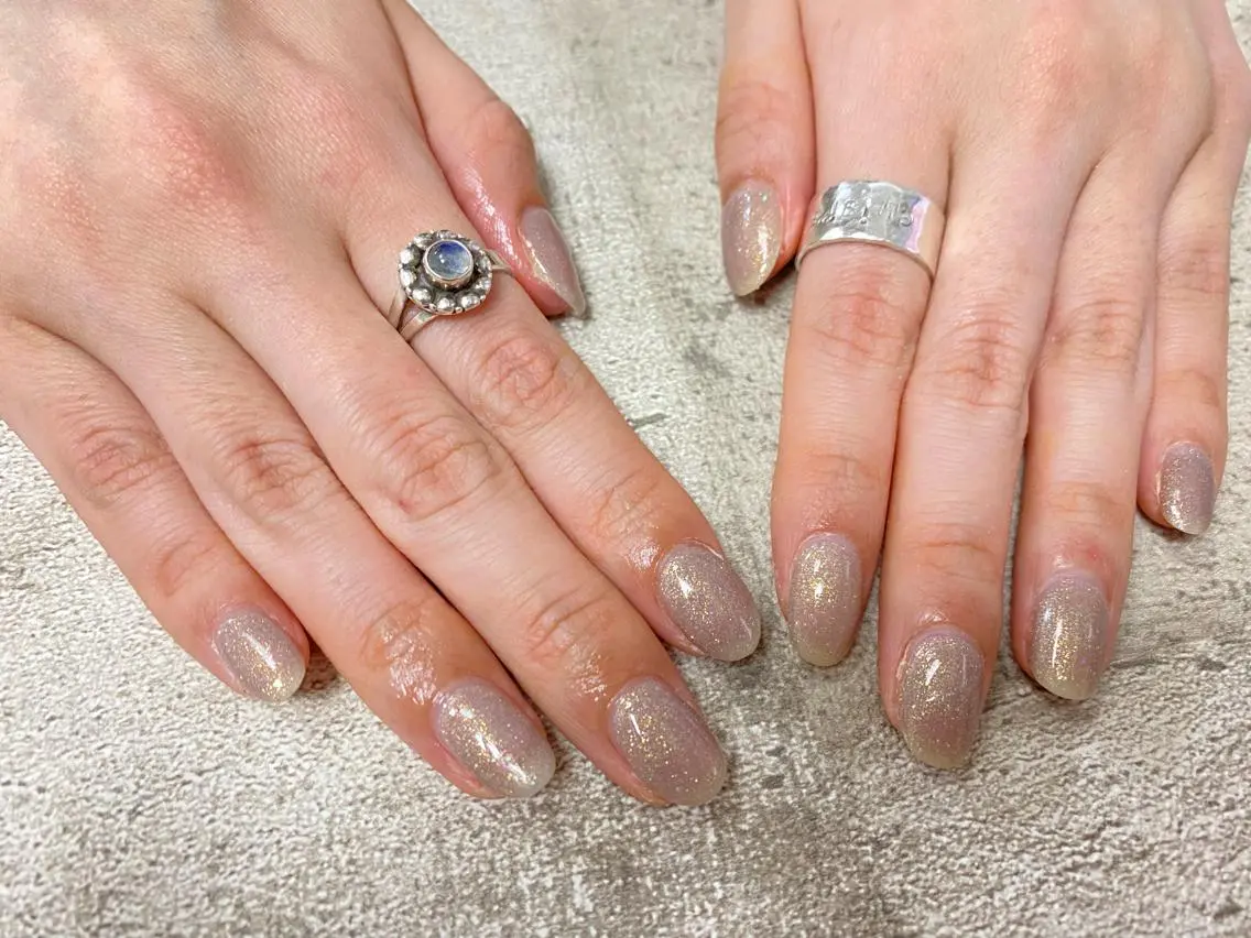 ネイル ラメ(グリッター) ワンカラーネイル ハンドネイル mogunail &blowのネイルデザイン