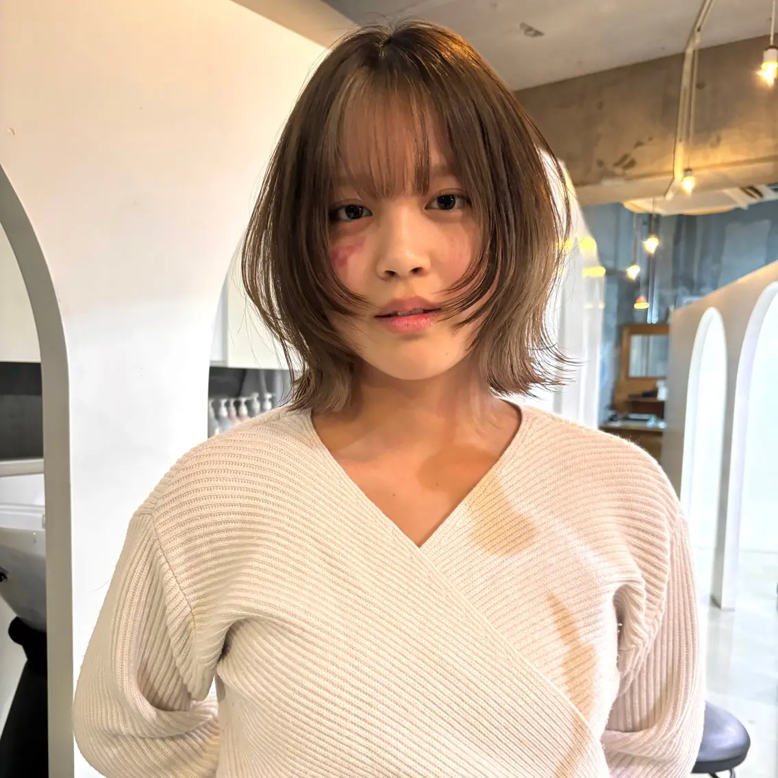 【🩰肌なじみUP!】カット+透明感カラー+TR(巻き髪仕上げOK)👉髪をいたわりながら色味長持ち♡の写真