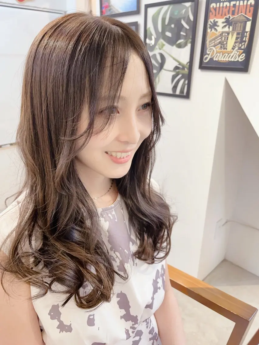 ロング カラー 透明感カラー ハイライトカラー ハイライト カット ヘアカラー トリートメント 松川 智行のヘアスタイル