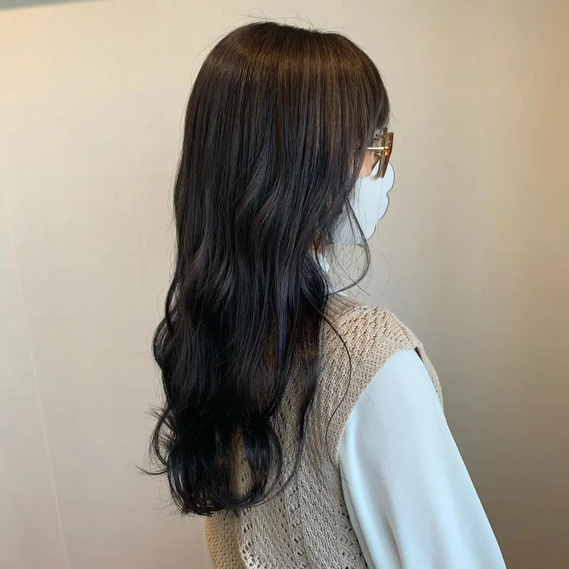 セミロング カラー ブリーチ 透明感カラー パープルカラー 🌿‬ ܸAir 透明感🌱西村知佳のヘアスタイル