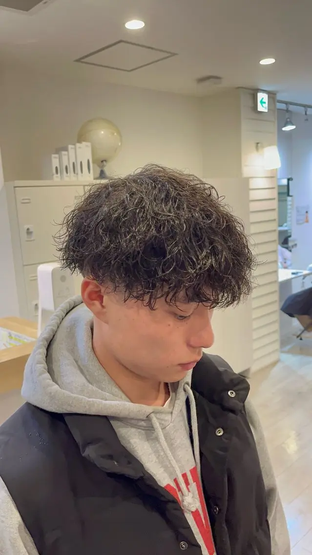 パーマ メンズ メンズパーマ ツイストスパイラルパーマ スパイラルパーマ 野中 慈穏のヘアスタイル