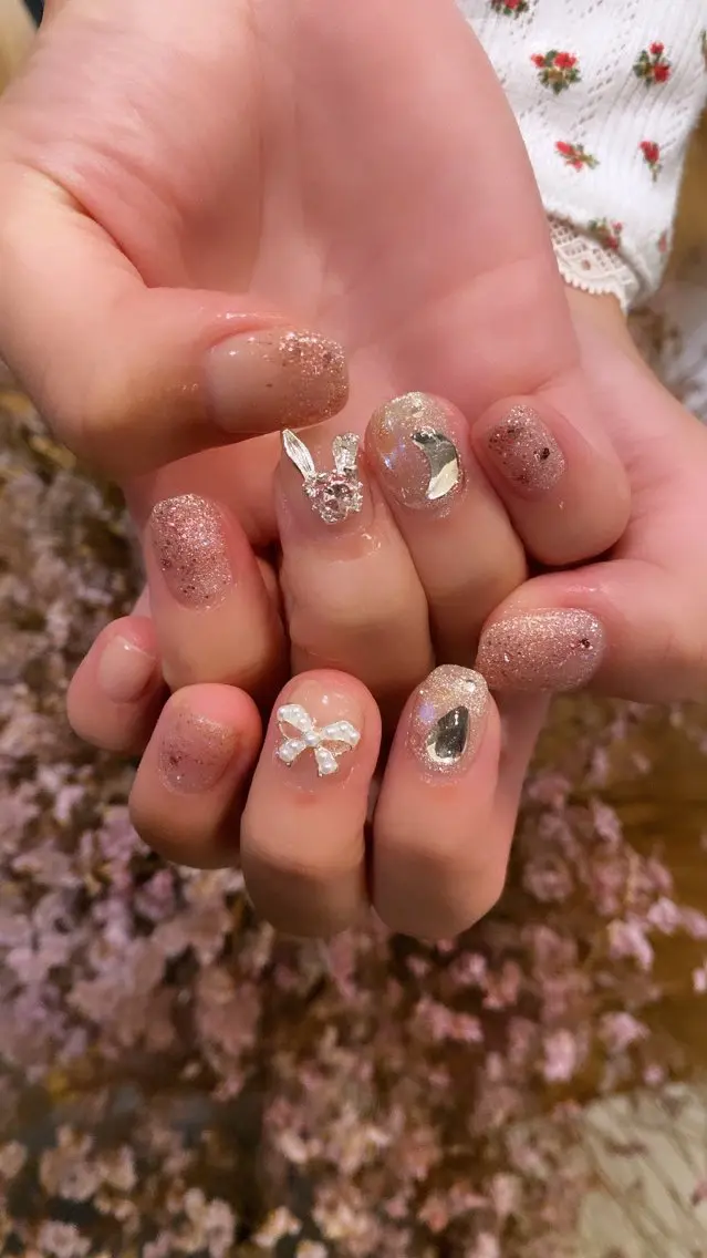 ネイル crystal ⭐︎ colorのネイルデザイン