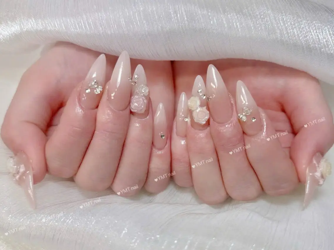 ネイル 長さ出し フットネイル ジェルネイル 韓国ネイル マグネットネイル ハンドネイル YMT. NailStudioのネイルデザイン