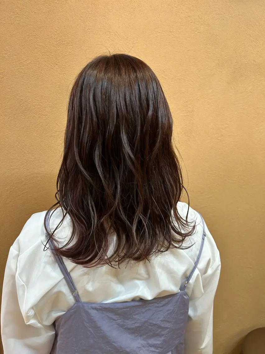 セミロング ヘアカラー トリートメント i sのヘアスタイル