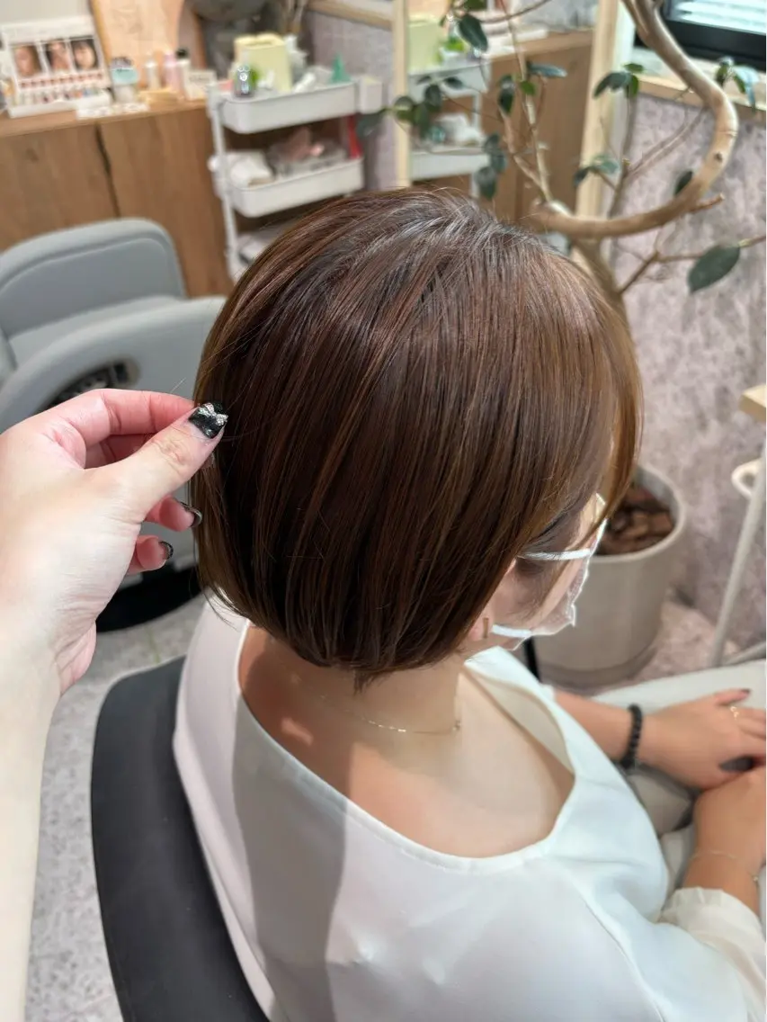 ショート カラー ダブルカラー イヤリングカラー ハイライトカラー ハイトーンカラー インナーカラー ヘアカラー 暖色カラー/ パリジェンヌ💟みくのヘアスタイル