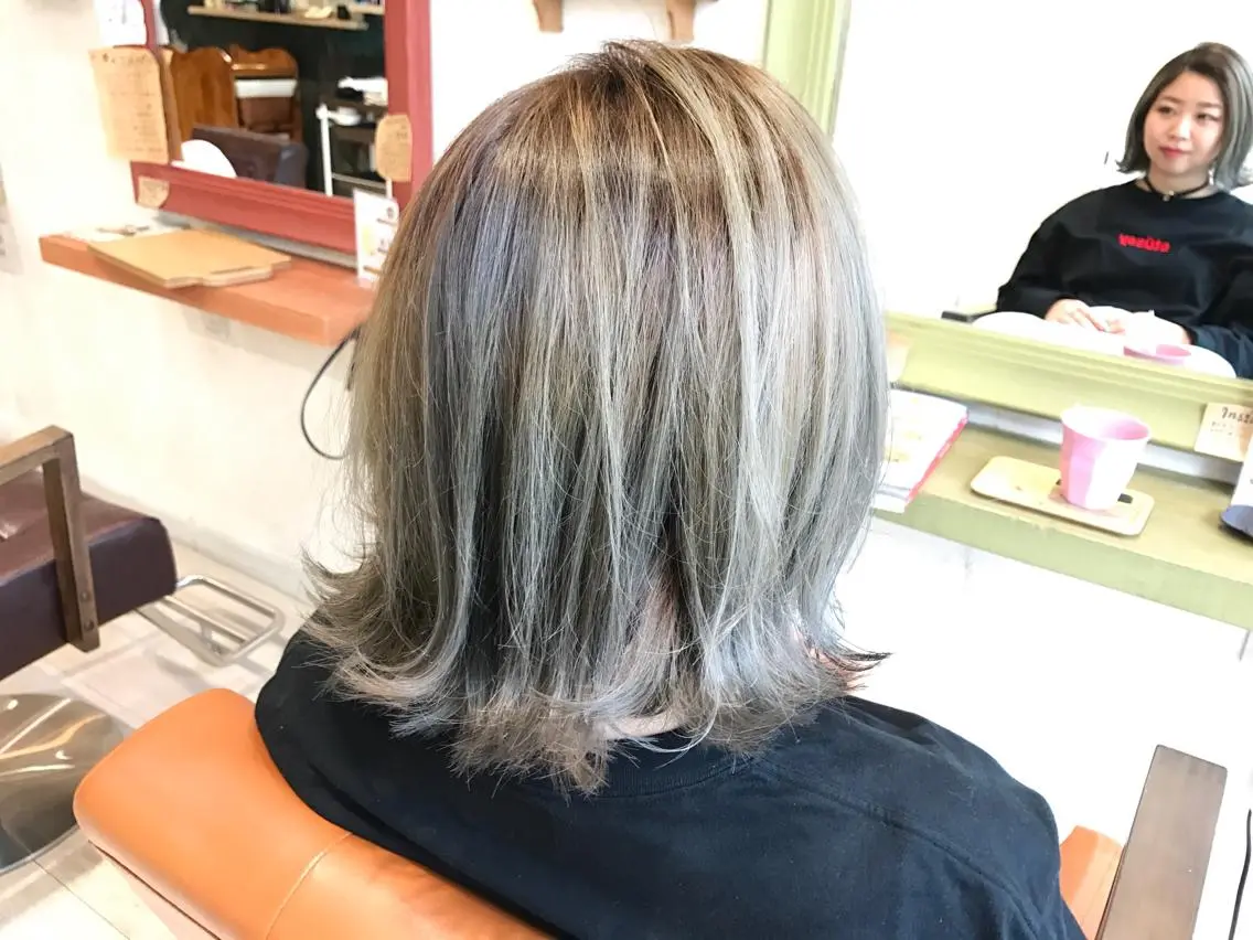 ショート カラー ハイライトカラー ボブ ハイライト 外ハネヘア メンズ指名多数!! 田島史也のヘアスタイル