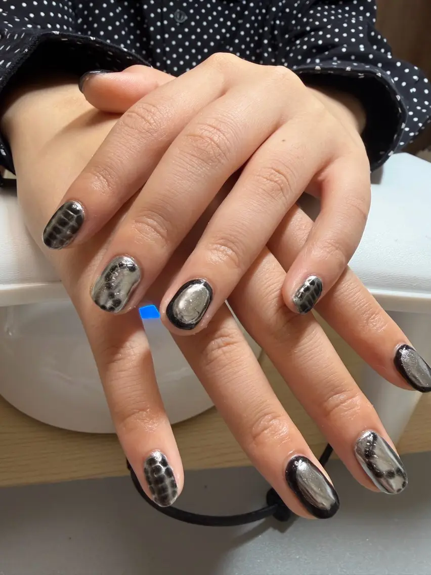 ネイル ハンドネイル IZUMI YUKIのネイルデザイン