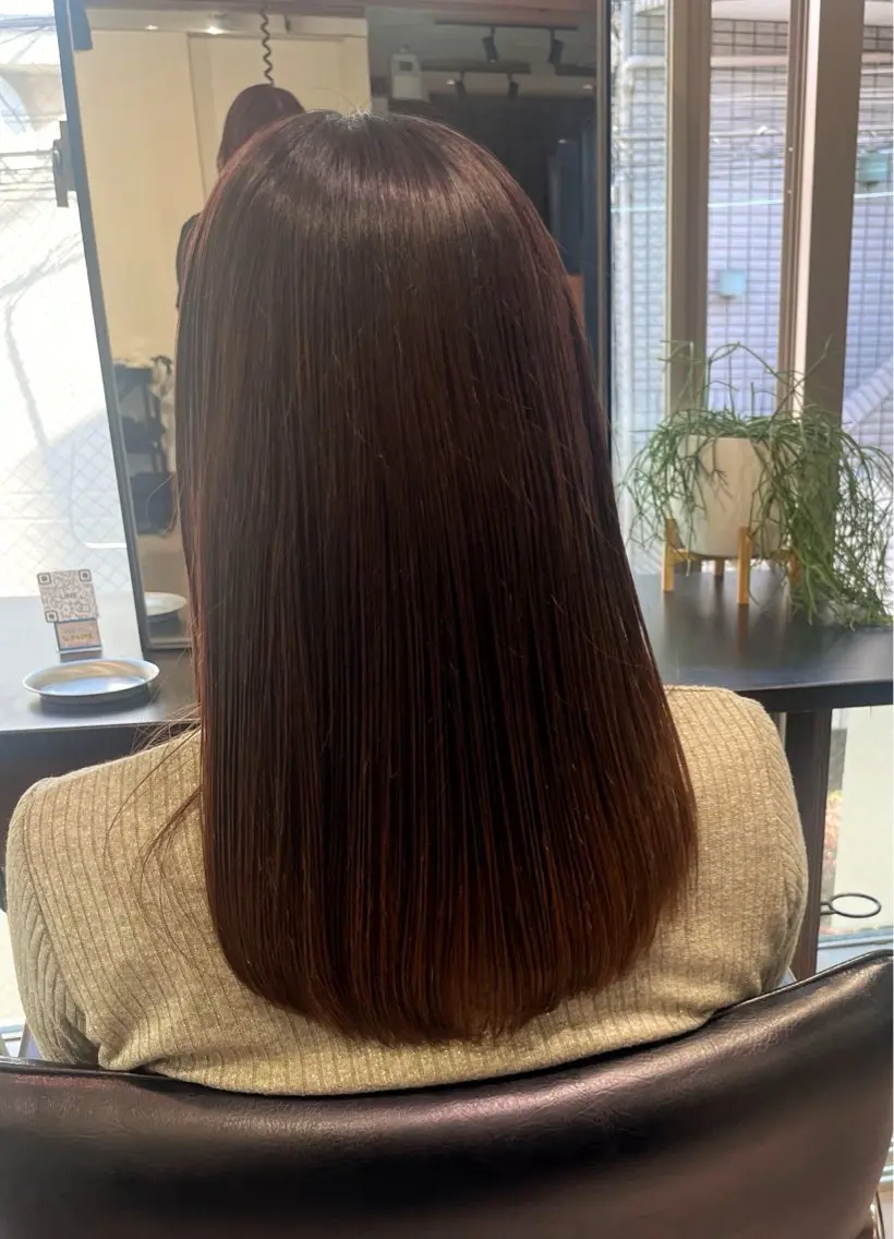 セミロング レディースカット/ ヒグレアキコのヘアスタイル