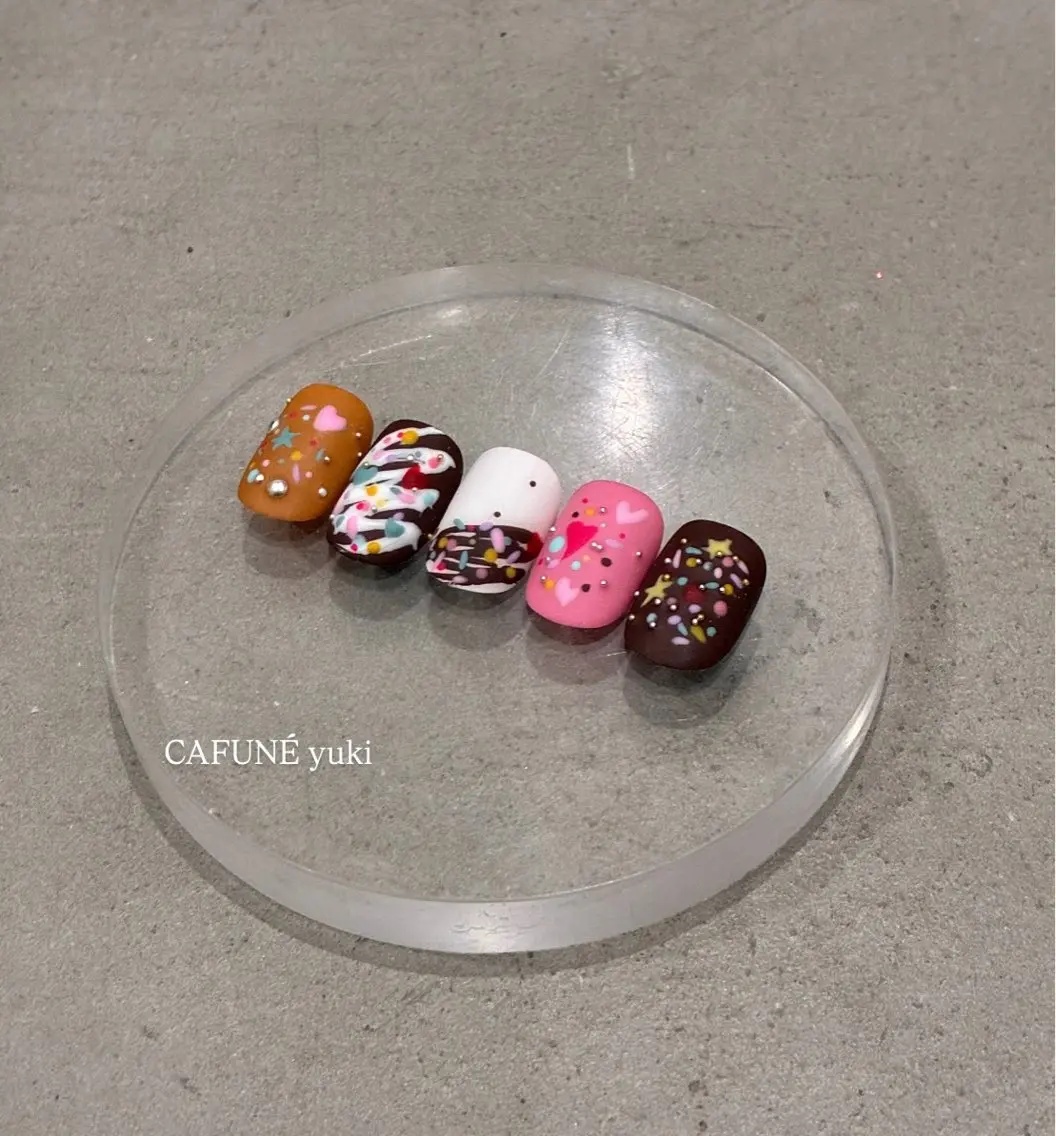 ネイル ハンドネイル 🎼CAFUNÉ_ TOKYO.•*¨のネイルデザイン