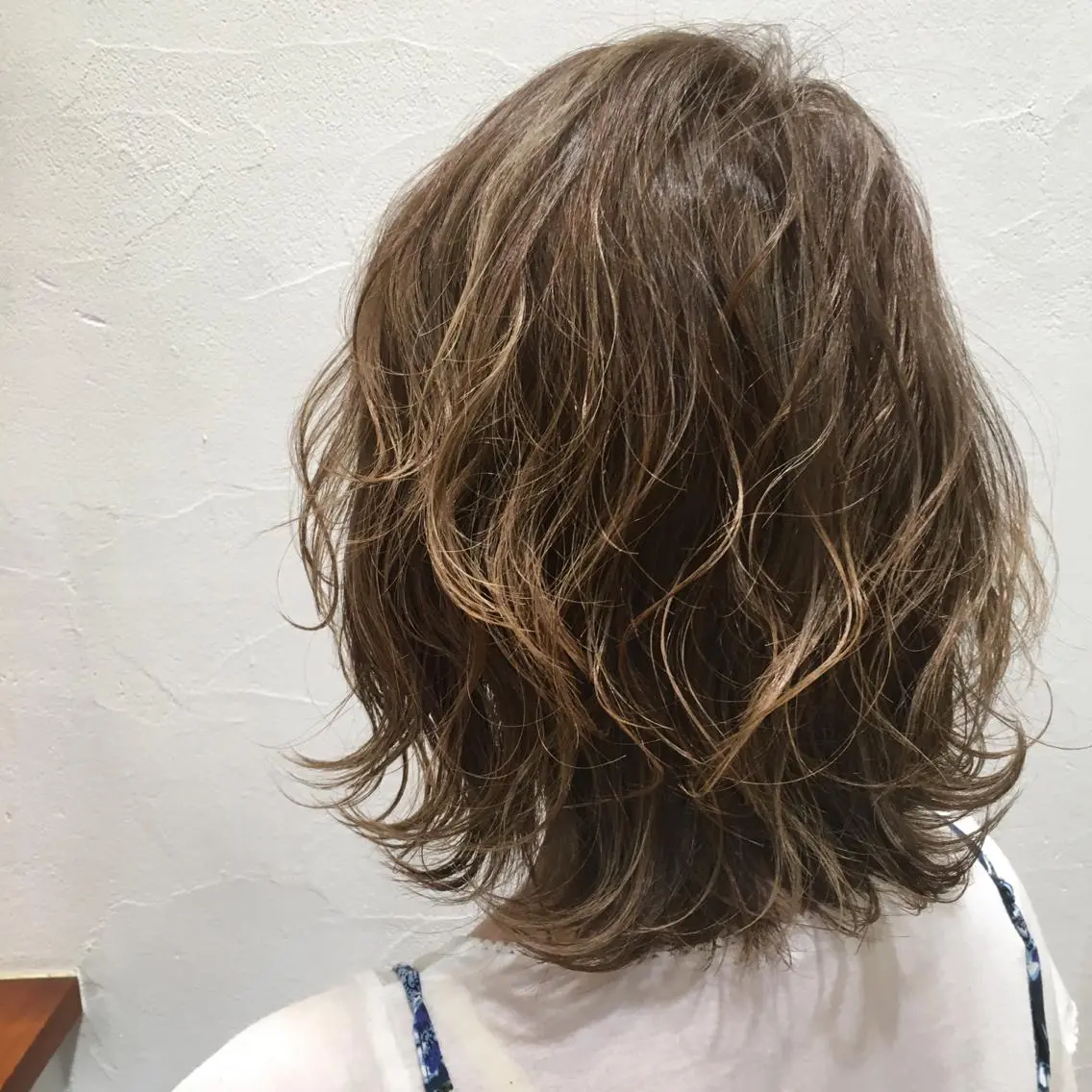 ショート カラー アッシュ ハイライトカラー ハイライト 360°キレイな ショートカットのヘアスタイル