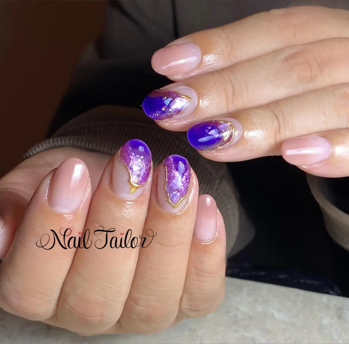 ネイル グラデーション ラメ(グリッター) マグネットネイル ミラーネイル ニュアンスネイル NailTailor ネイルテイラーのネイルデザイン
