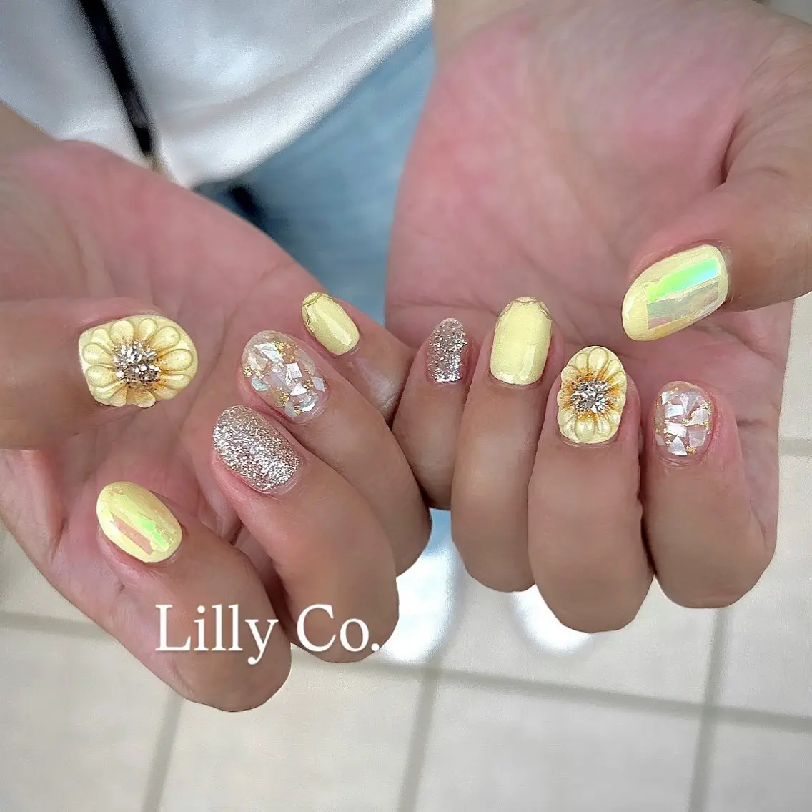 ネイル ハンドネイル ハンドケア Lilly Co.のネイルデザイン